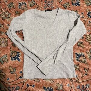 Brandy Melville Light Gray Sweater